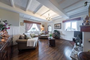 Sitting Room- click for photo gallery